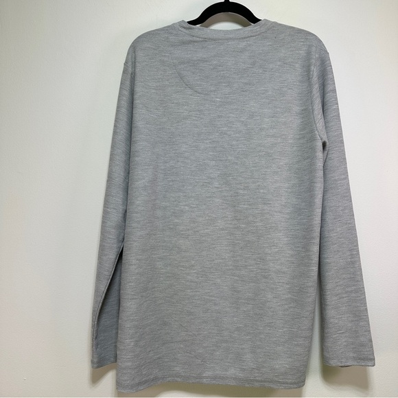 Tommy Bahama | Men’s Gray Embroidered Logo Long Sleeve Crew Neck Shirt - Picture 5 of 8